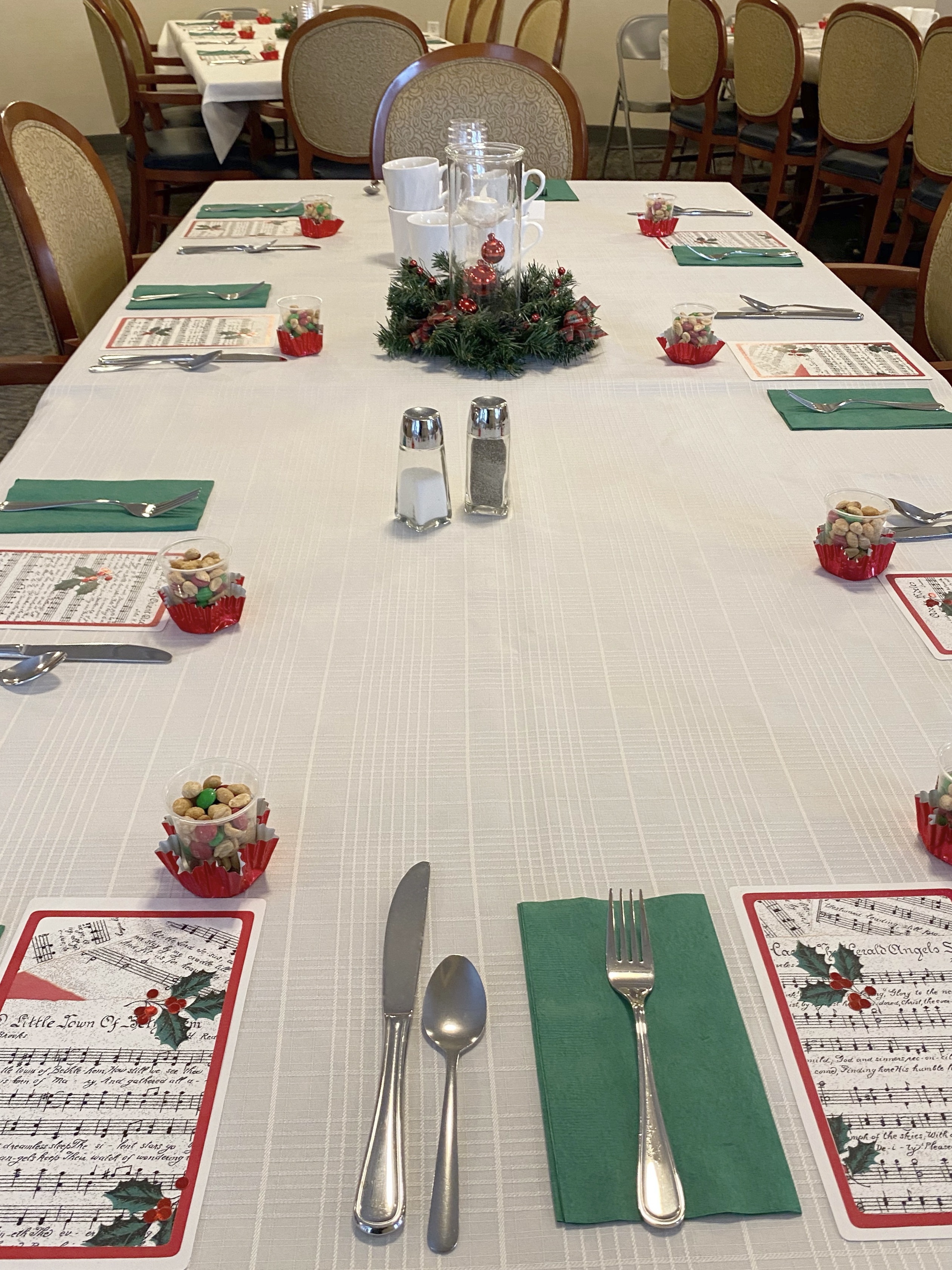 2021 Valley View Cooperative Christmas Dinner Place Settings